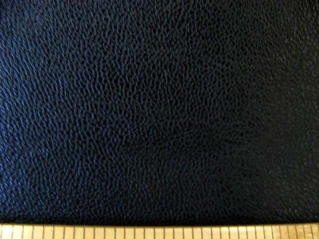 合皮　１３０ｃｍ巾　ソフトレザー（伸縮性有り）　（黒）